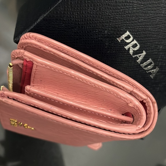 Prada Zip Coin Purse Vitello Move - Picture 6 of 13